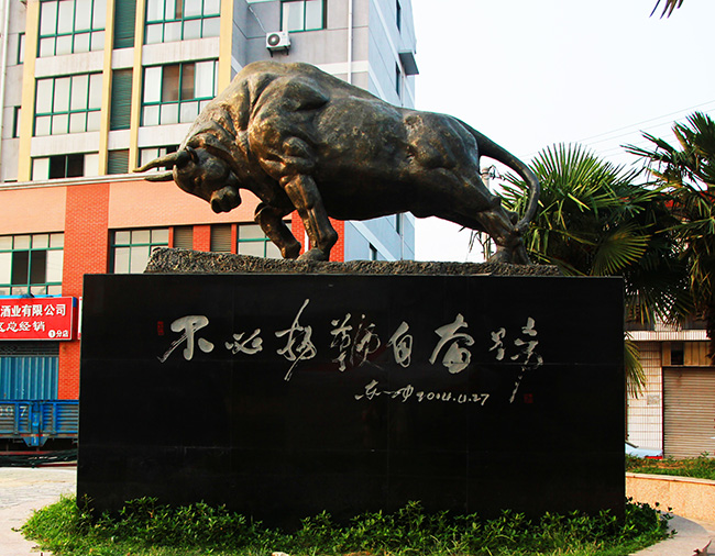 ����ɫɫ��ţ���ܣ��������S�����������x