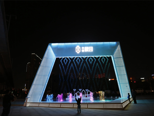 �Ͼ����܏S�����������е�ˮĻ����ʲô��